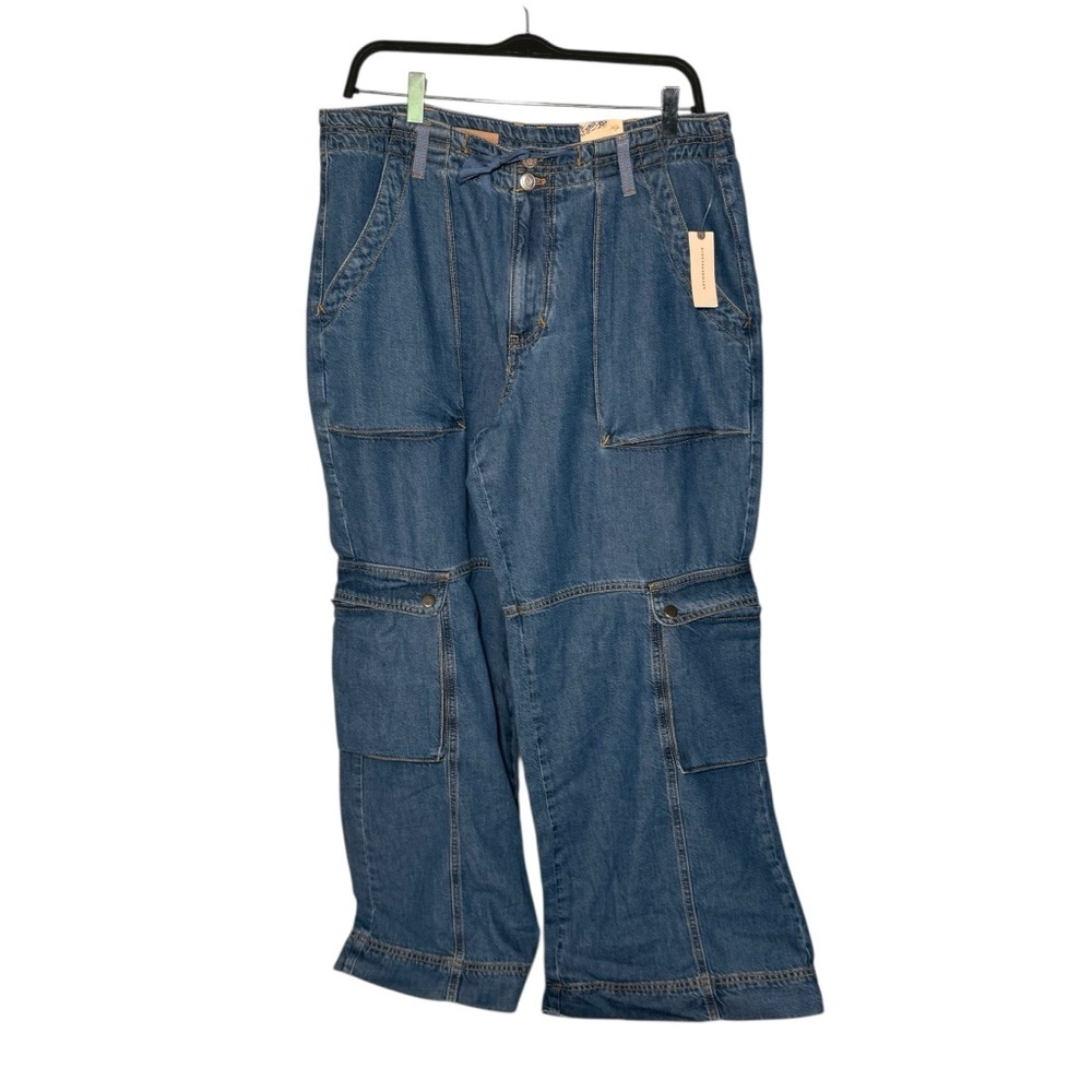 Anthropologie Pilcro Mid-Rise Cargo - Picture 5 of 15
